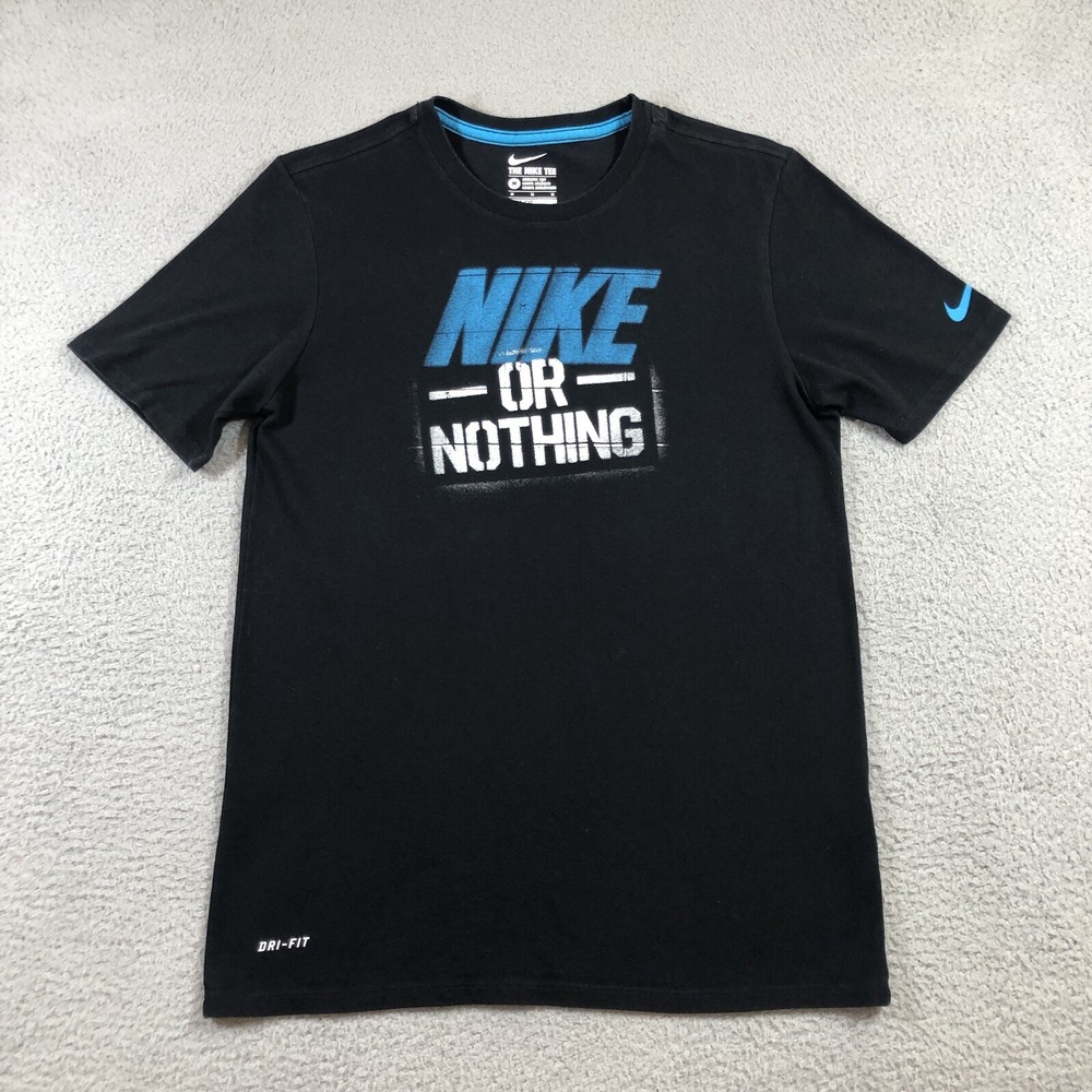 nike dri fit t shirt Men's M Black Center Logo Spell Out